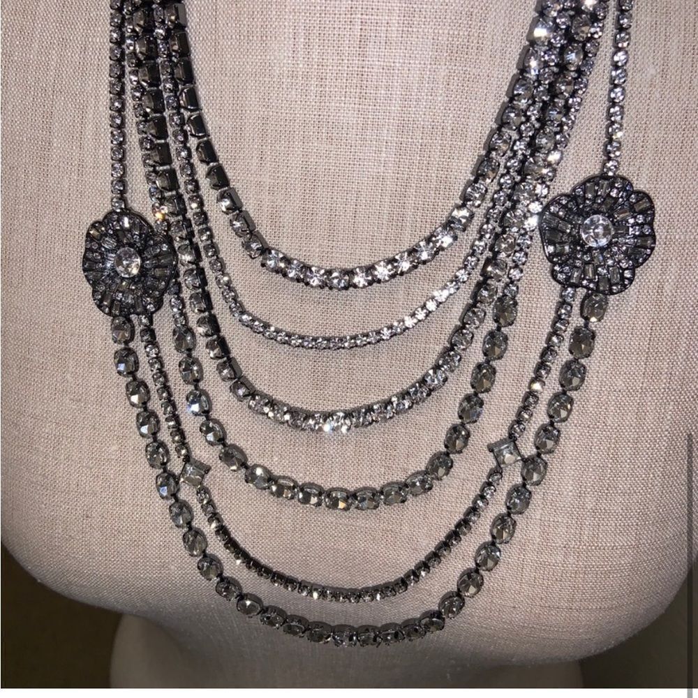 NWT White Housee Black Market Rose Statement Necklace - Picture 4 of 9